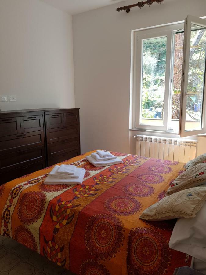Terrace & Parking - Holiday Home Near Fegina Beach Монтероссо-аль-Маре Экстерьер фото